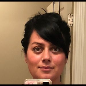 Meet your Posher, Christina